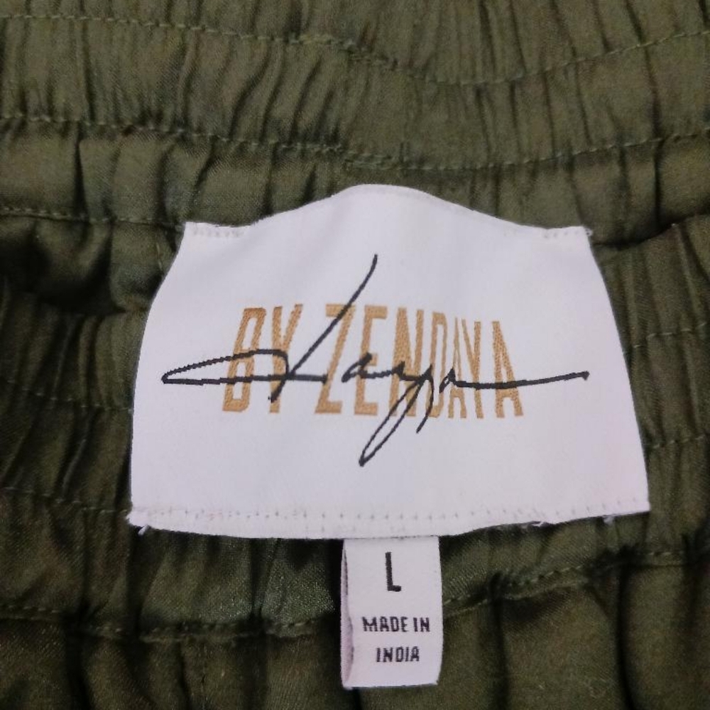 Daya By Zendaya Quilted joggers